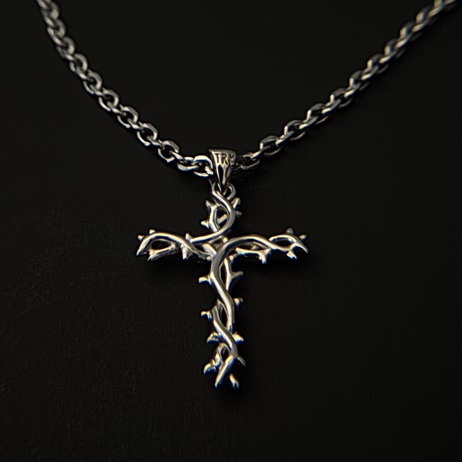 Crown of Thorns Cross Necklace (Silver)