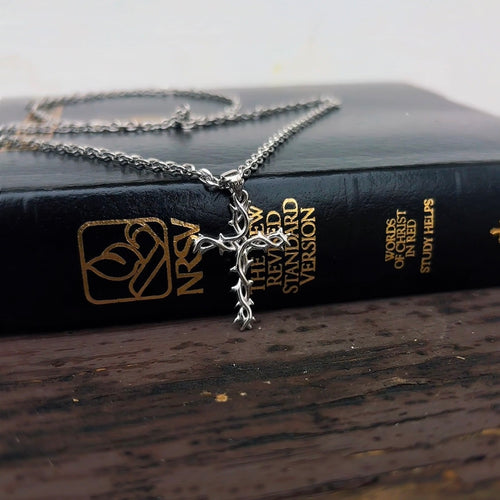 Crown of Thorns Cross Necklace (Silver)